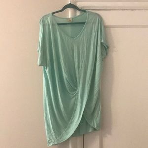 T-shirt, light blue